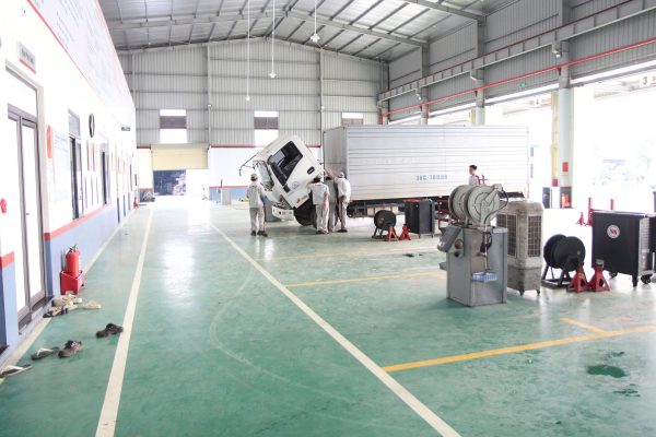 mua xe tải giá tốt-anphuc.vn